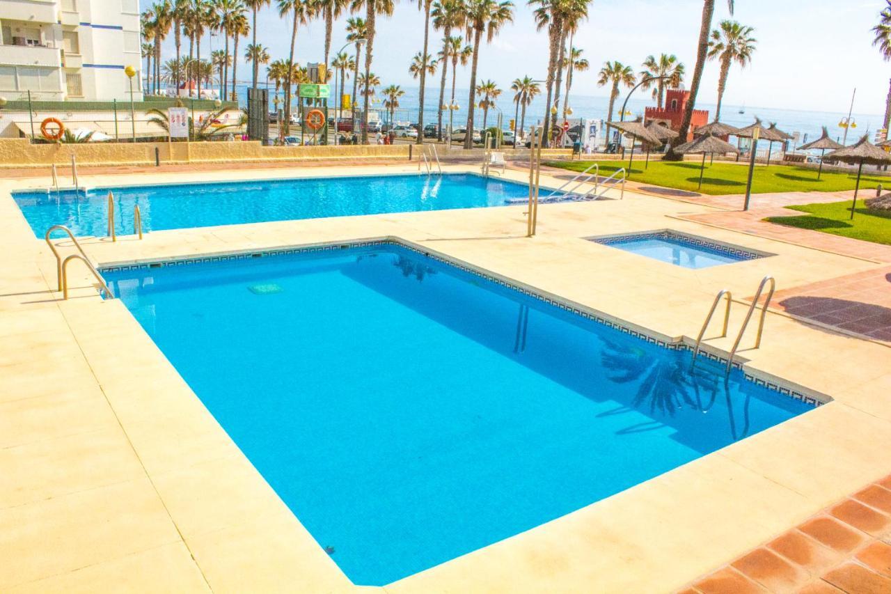 Aloha Playa Apartment With Ocean Views And Pools เบนัลมาเดนา ภายนอก รูปภาพ