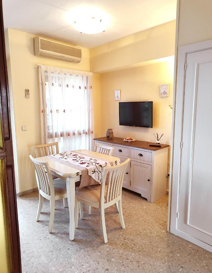 Aloha Playa Apartment With Ocean Views And Pools เบนัลมาเดนา ภายนอก รูปภาพ